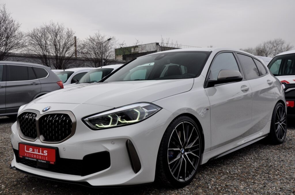 BMW M135i xDrive Automatic - 2019 - Levis Automobile