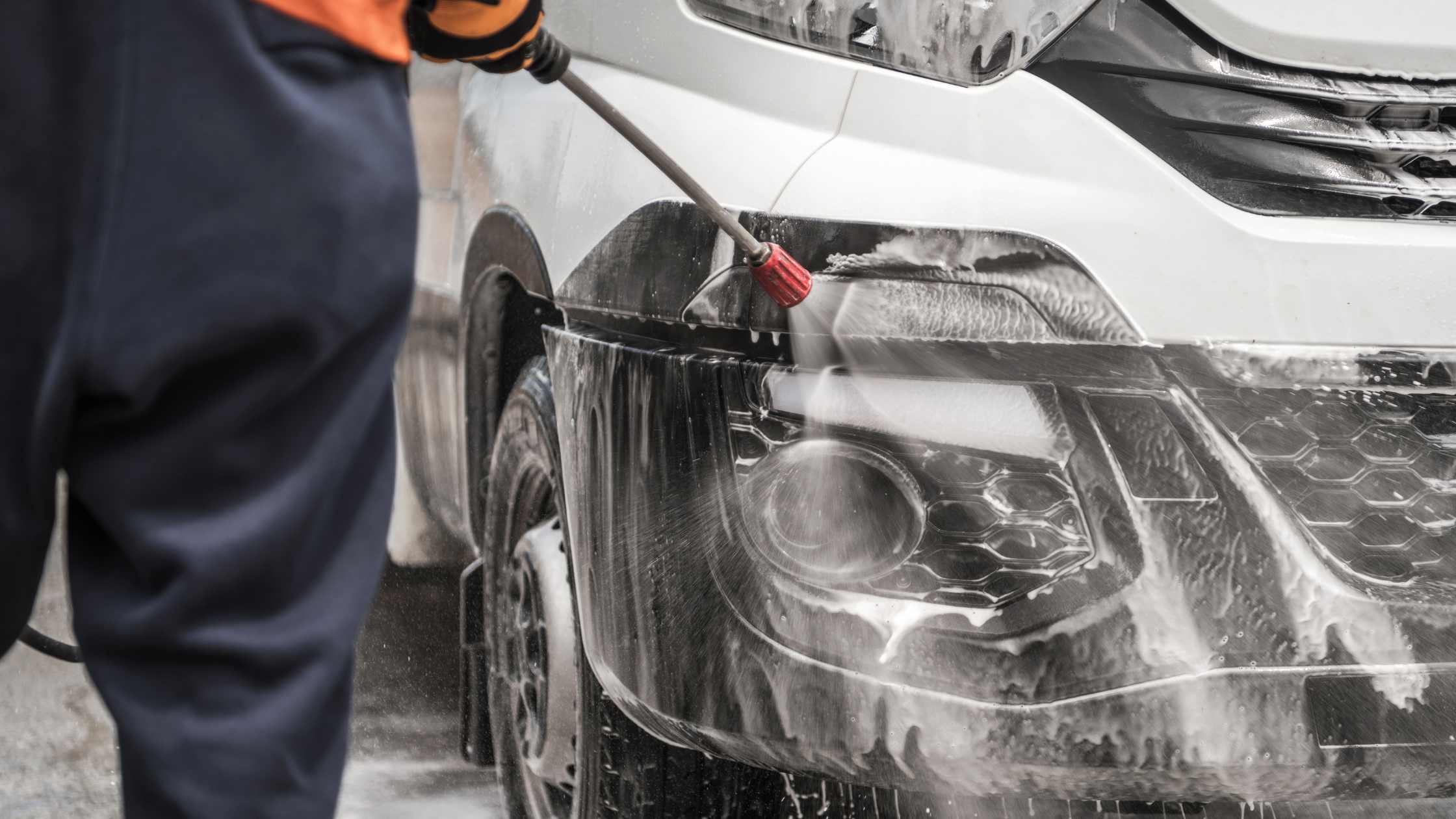 Cum întreții o autoutilitară astfel încât să-i prelungești viața