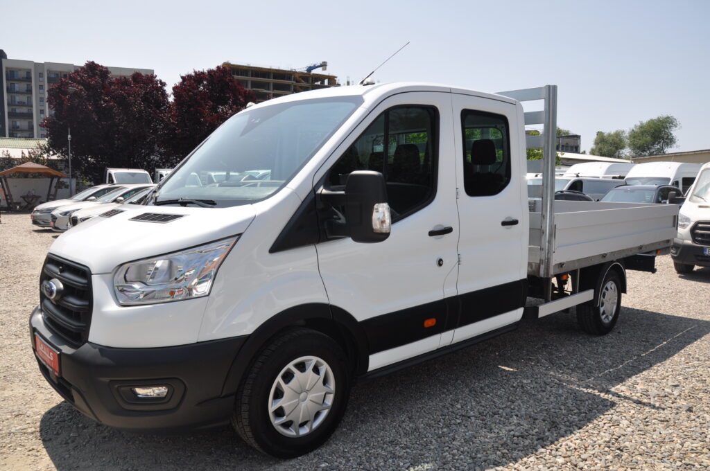 Ford Transit L4 Doka 7 Locuri - 2023 - Levis Automobile
